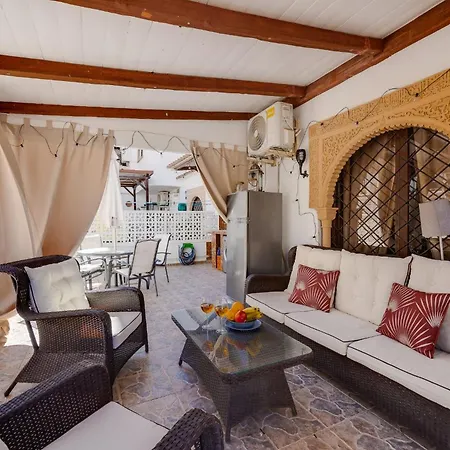 Modern Moroccan Vacation Rk Apartment